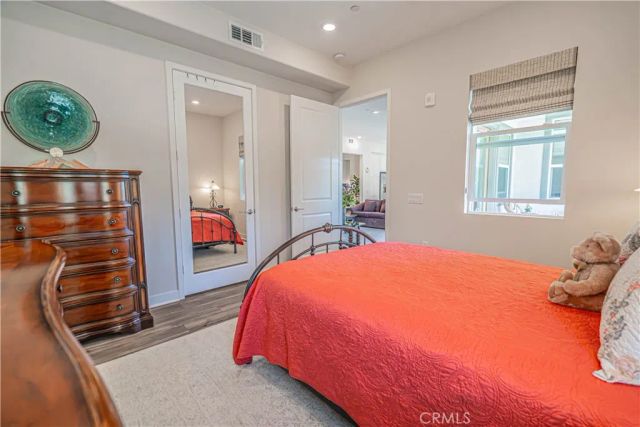 27406 Merlin, Valencia, CA 91381