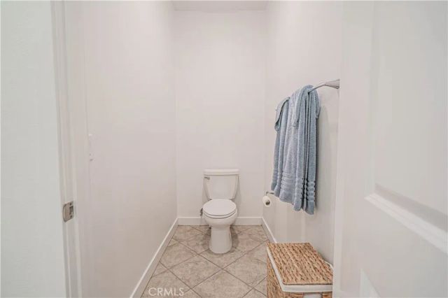 27406 Merlin, Valencia, CA 91381