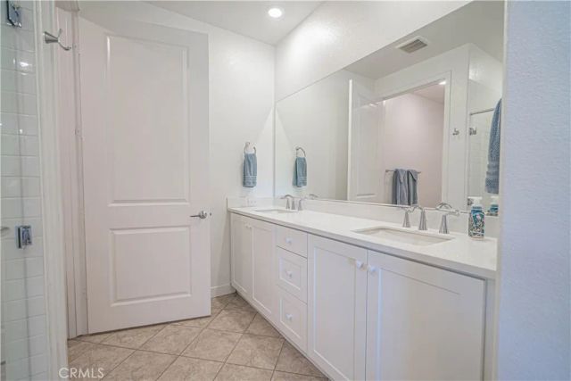 27406 Merlin, Valencia, CA 91381