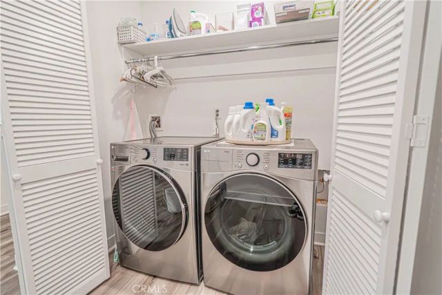 27406 Merlin, Valencia, CA 91381