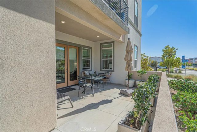 27406 Merlin, Valencia, CA 91381