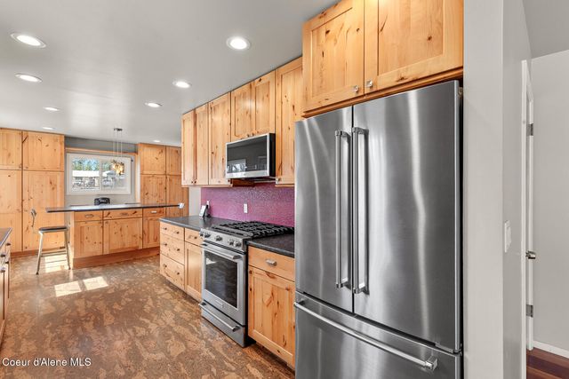 102 E Theresa DR, Coeur D'alene, ID 83814