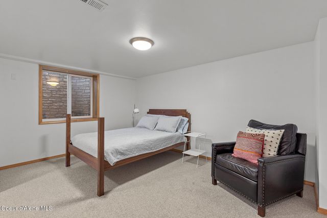 102 E Theresa DR, Coeur D'alene, ID 83814