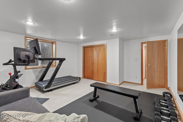 102 E Theresa DR, Coeur D'alene, ID 83814