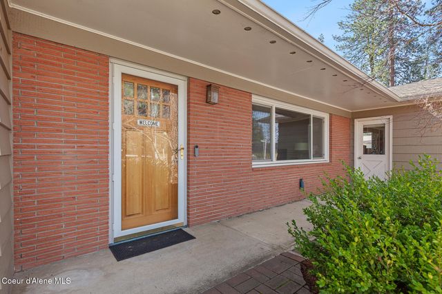 102 E Theresa DR, Coeur D'alene, ID 83814