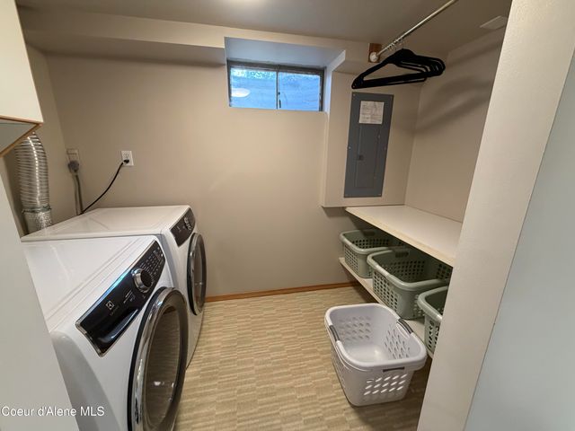 102 E Theresa DR, Coeur D'alene, ID 83814