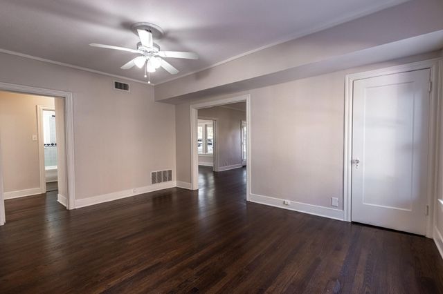 3907 Prescott Avenue, Dallas, TX 75219