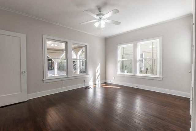 3907 Prescott Avenue, Dallas, TX 75219