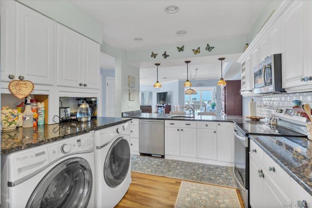 116 Fox Hill Drive, Baiting Hollow, NY 11933