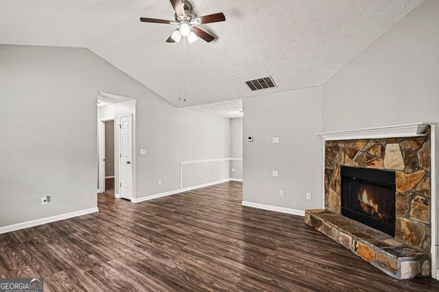 66 Mallie Court, Hampton, GA 30228