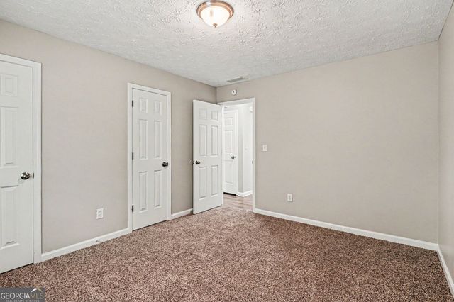 66 Mallie Court, Hampton, GA 30228