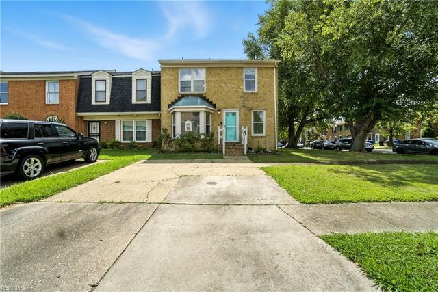 622 Thomas Nelson DR, Virginia Beach, VA 23452