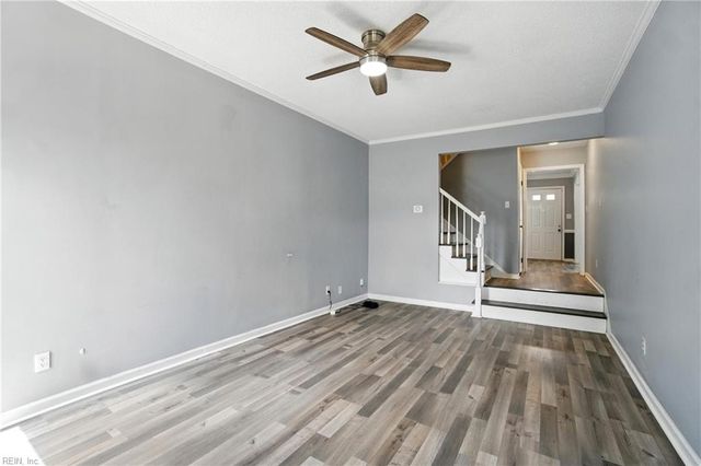 622 Thomas Nelson DR, Virginia Beach, VA 23452