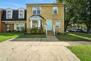 622 Thomas Nelson DR, Virginia Beach, VA 23452