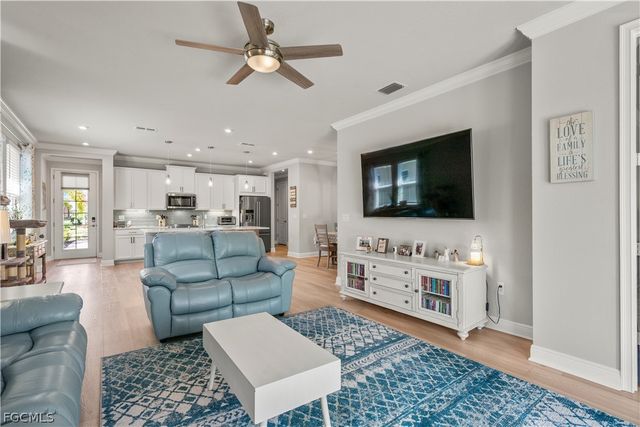 10357 Bonavie Cove DR, Fort Myers, FL 33966