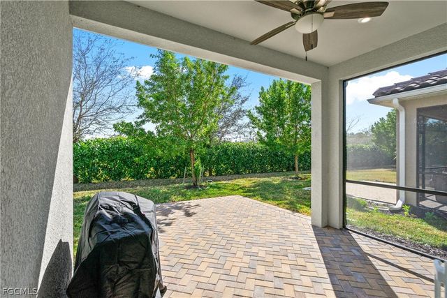 10357 Bonavie Cove DR, Fort Myers, FL 33966