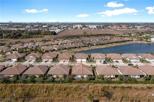 10357 Bonavie Cove DR, Fort Myers, FL 33966