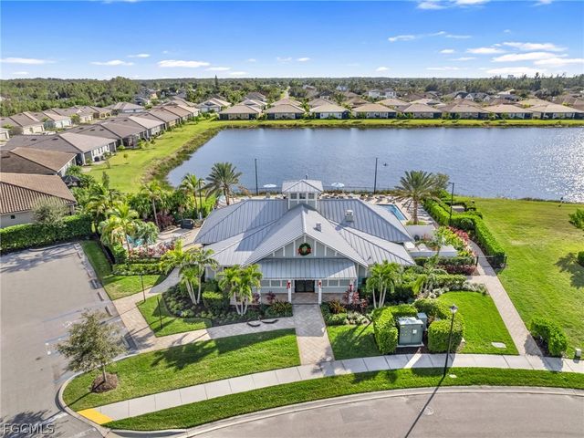 10357 Bonavie Cove DR, Fort Myers, FL 33966