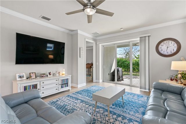 10357 Bonavie Cove DR, Fort Myers, FL 33966