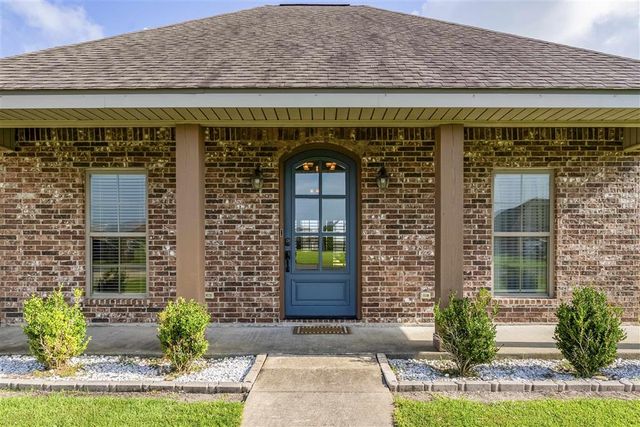 7421 Buckskin Drive, Iowa, LA 70647
