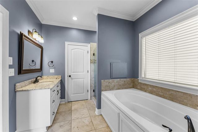 7421 Buckskin Drive, Iowa, LA 70647