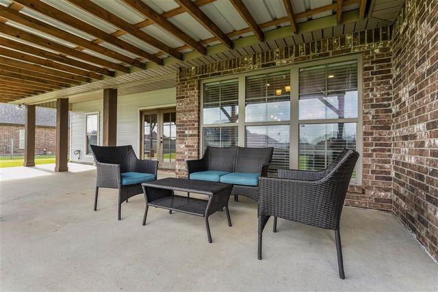 7421 Buckskin Drive, Iowa, LA 70647