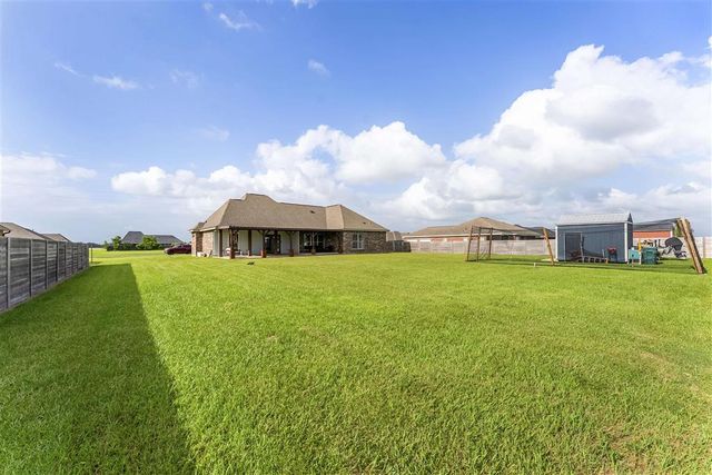 7421 Buckskin Drive, Iowa, LA 70647