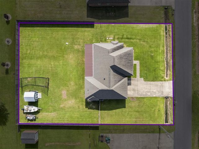 7421 Buckskin Drive, Iowa, LA 70647