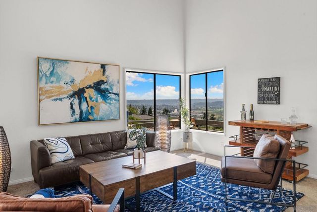 11496 Cesped, San Diego, CA 92124