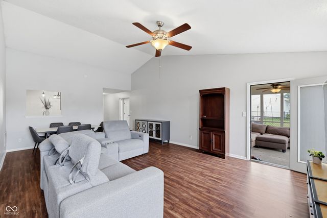 10182 Morning Light Drive, Avon, IN 46123
