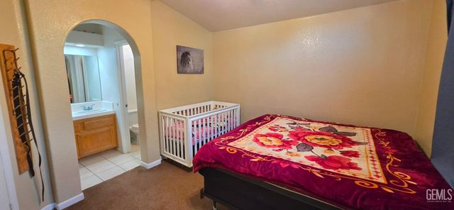 5110 Greenville Court, Bakersfield, CA 93313