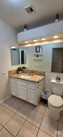 5110 Greenville Court, Bakersfield, CA 93313