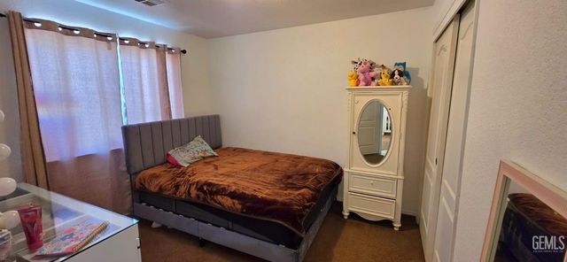 5110 Greenville Court, Bakersfield, CA 93313