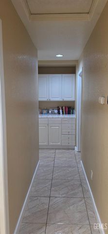 5110 Greenville Court, Bakersfield, CA 93313