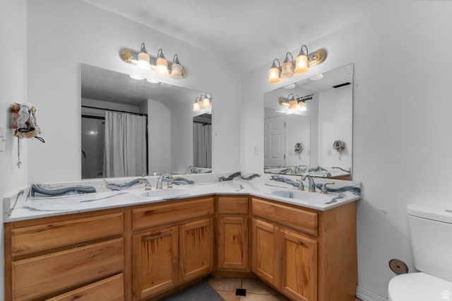 2855 W GOLDEN MEADOWS DR, Riverton, UT 84065