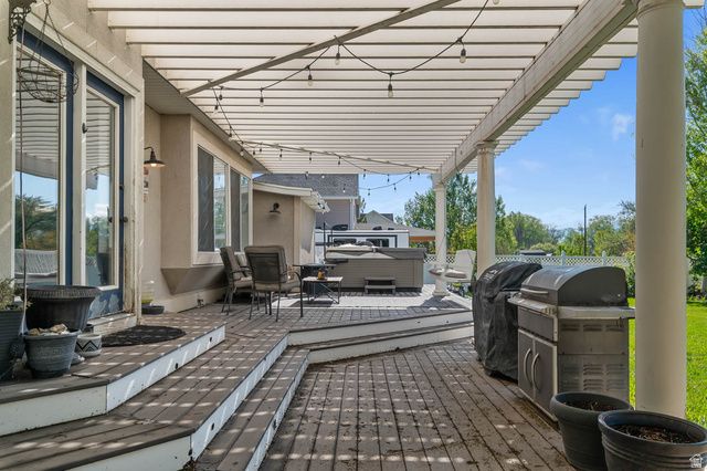 2855 W GOLDEN MEADOWS DR, Riverton, UT 84065