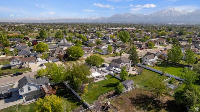2855 W GOLDEN MEADOWS DR, Riverton, UT 84065