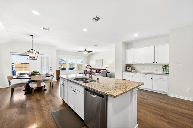 924 Royal Lane, Celina, TX 75009