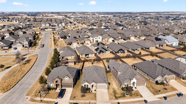 924 Royal Lane, Celina, TX 75009