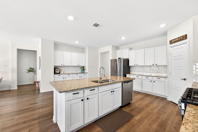 924 Royal Lane, Celina, TX 75009