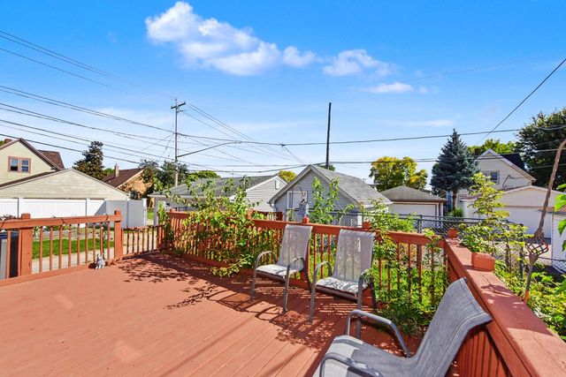 2322 S 63rd STREET, West Allis, WI 53219