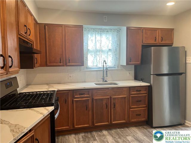 528 Centre Street, Easton, PA 18042