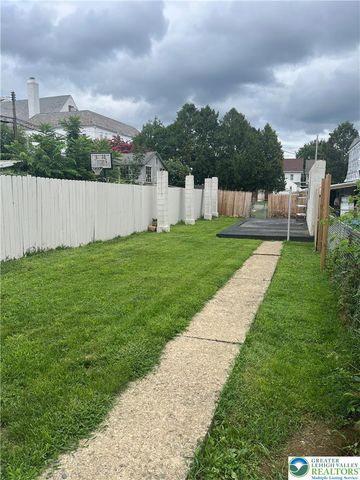 528 Centre Street, Easton, PA 18042
