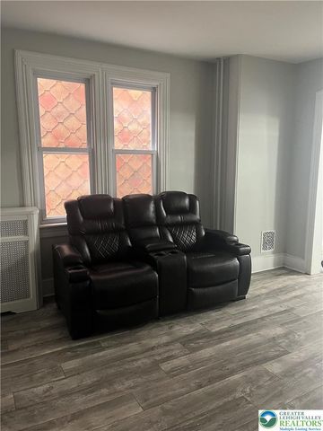 528 Centre Street, Easton, PA 18042