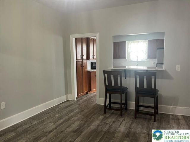 528 Centre Street, Easton, PA 18042