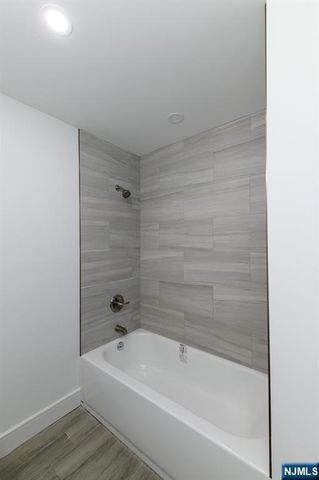 90 Bank Street, Elmwood Park, NJ 07407
