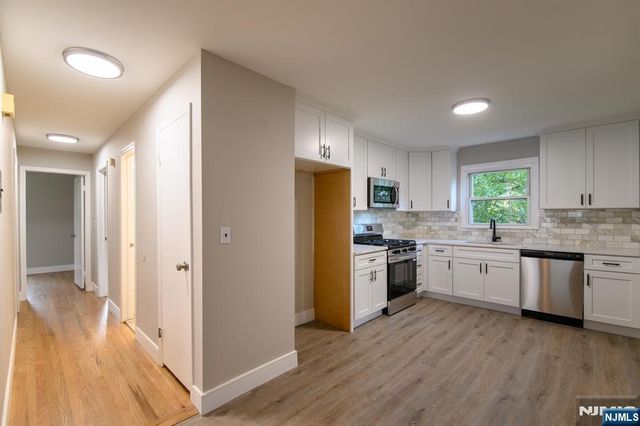 90 Bank Street, Elmwood Park, NJ 07407