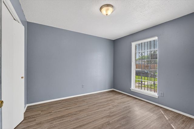 1406 Yukon Drive, Garland, TX 75040