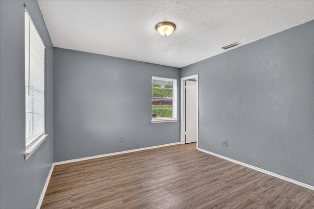 1406 Yukon Drive, Garland, TX 75040