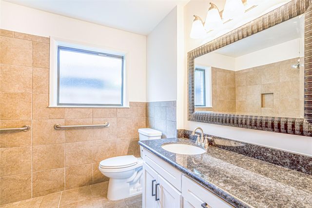 1422 Wisterwood Drive, Houston, TX 77043